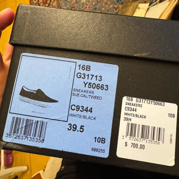 Authentic Chanel Tweed Flats with Satin Detail | Size 39.5 - Picture 6 of 11